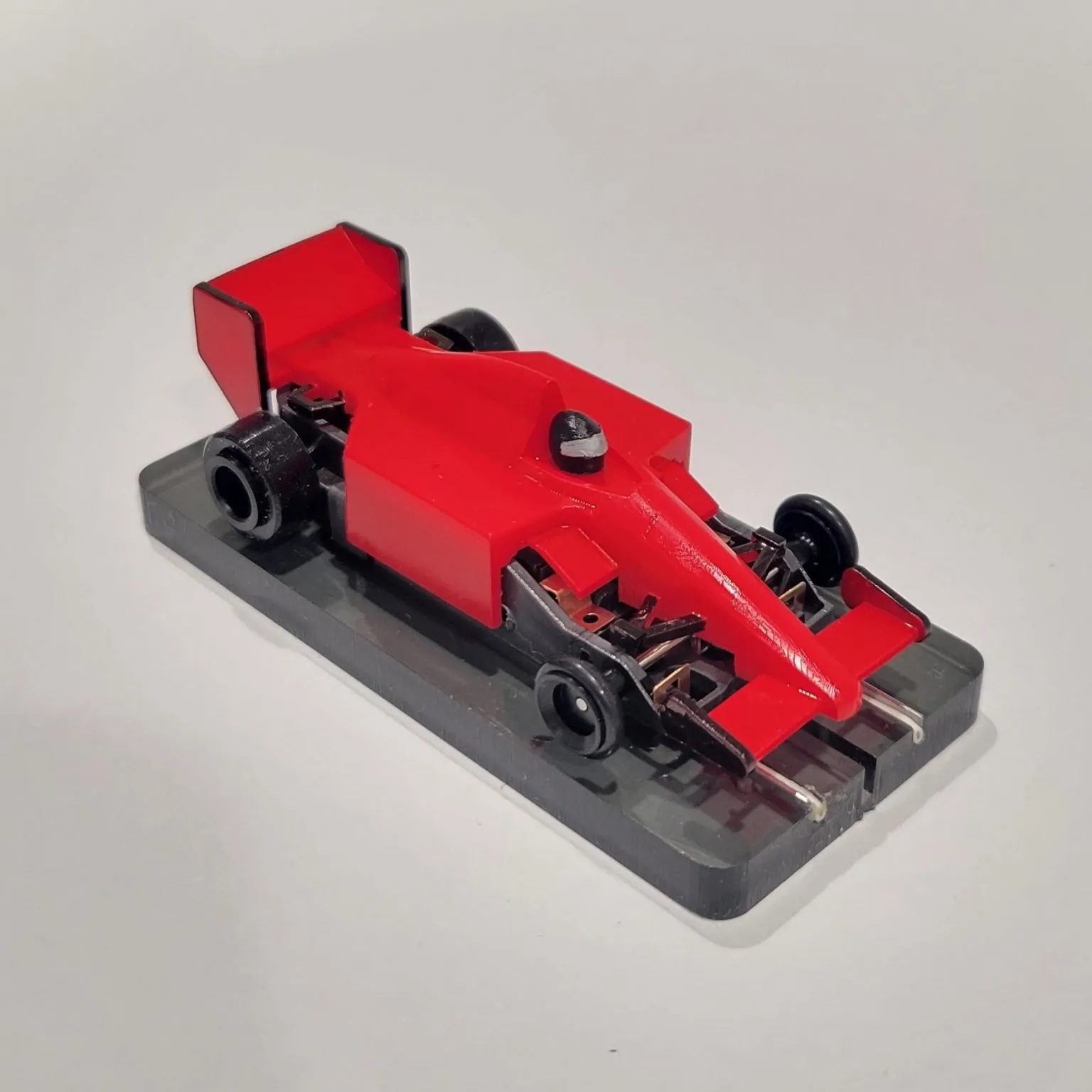 Viper 22716-R - Formula V Race Ready Car - Red